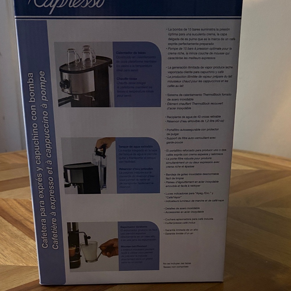 Capresso EC Select Pump Espresso & Cappuccino Machine - Picture 2 of 2